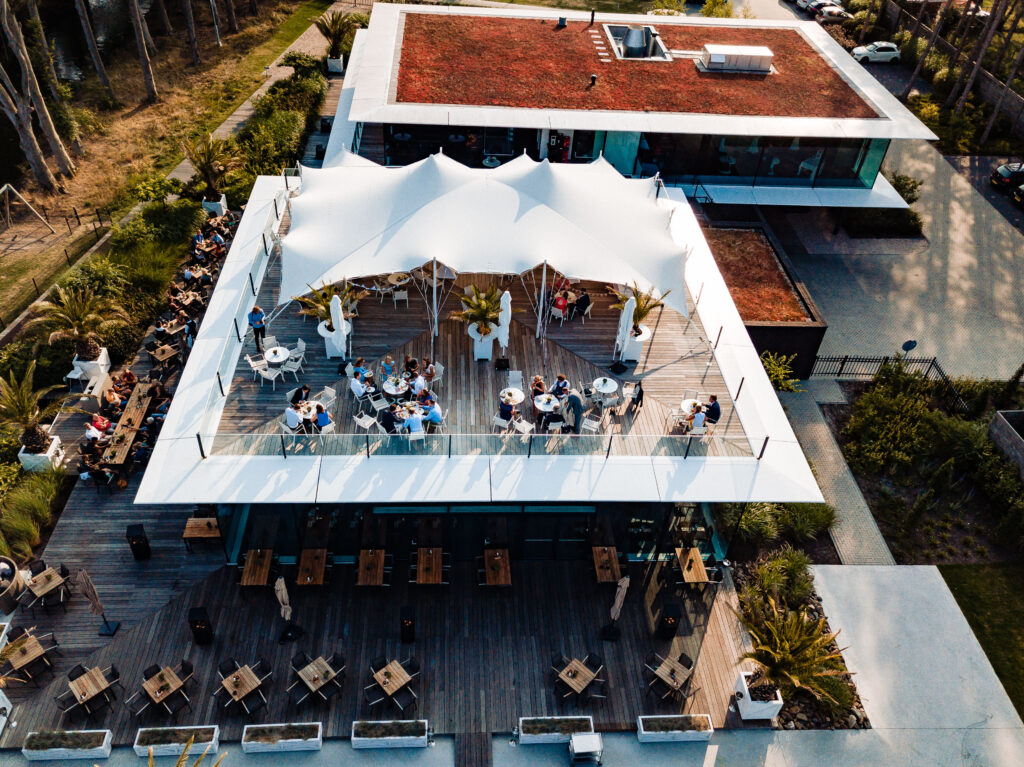 Stretchtent bij Paviljoen De Dame