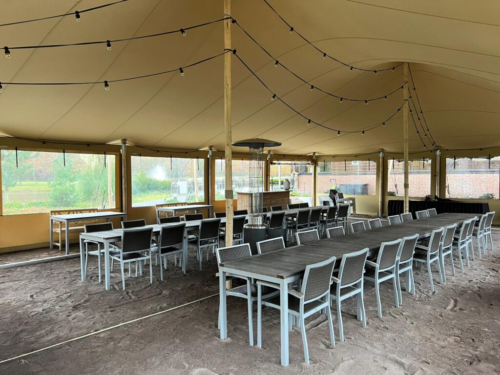 Stretchtent met zijwanden